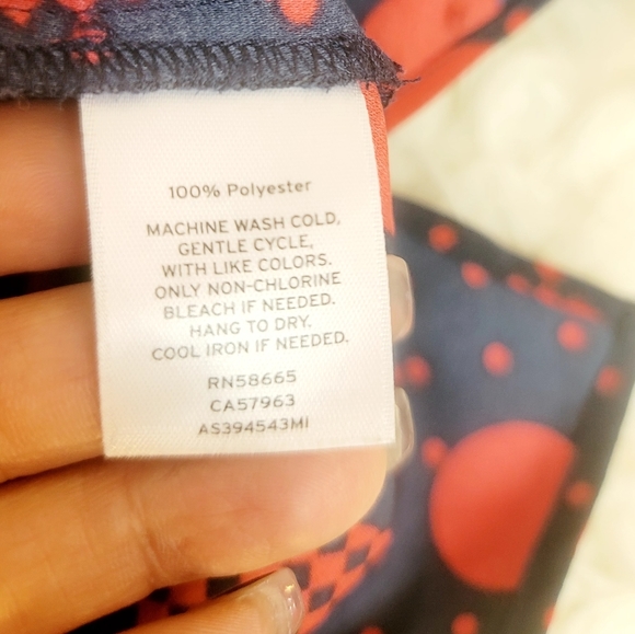 1901 GEOMETRIC PATTERN NOTCHED COLLAR BUTTON-UP LONG SLEEVE WOMEN'S SHIRT SMALL - Picture 5 of 16